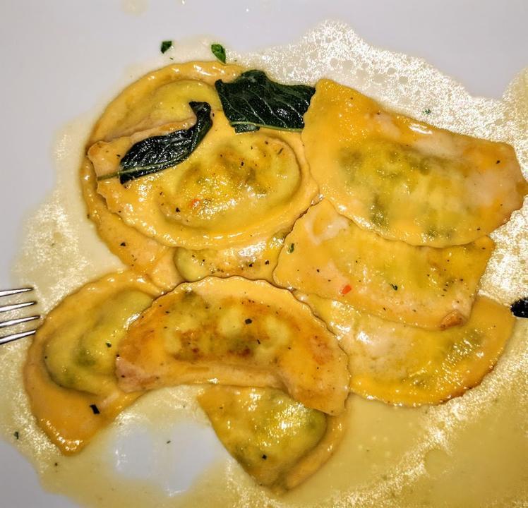 Pasta e Vino Enoteca Osteria